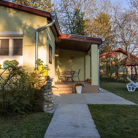 Vikendica Julka Palic Apartment ภายนอก รูปภาพ