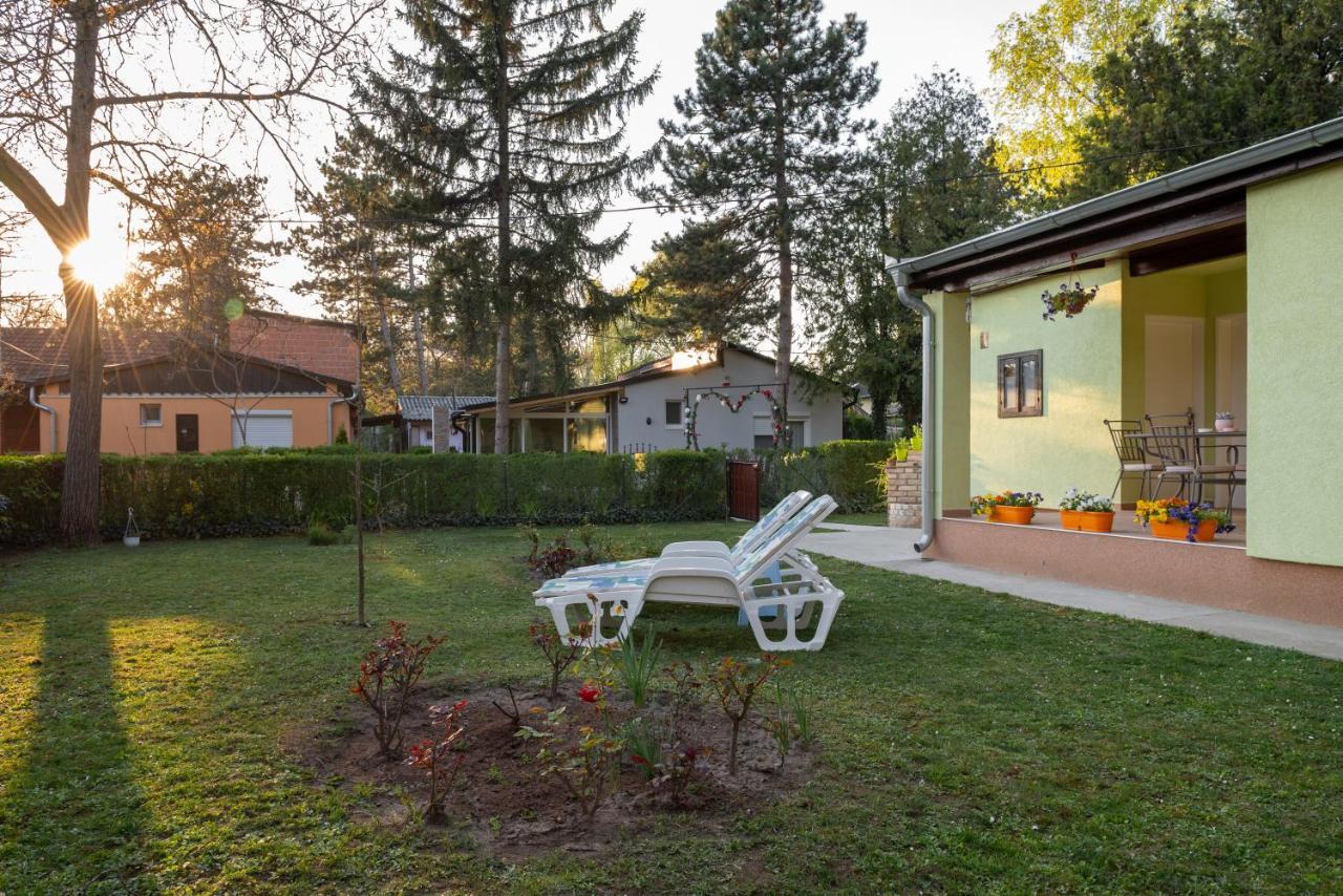 Vikendica Julka Palic Apartment ภายนอก รูปภาพ